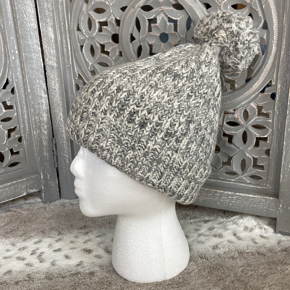 J.Crew knit beanie puff ball neutral feminine gorpcore preppy outdoor winter - Picture 10 of 10